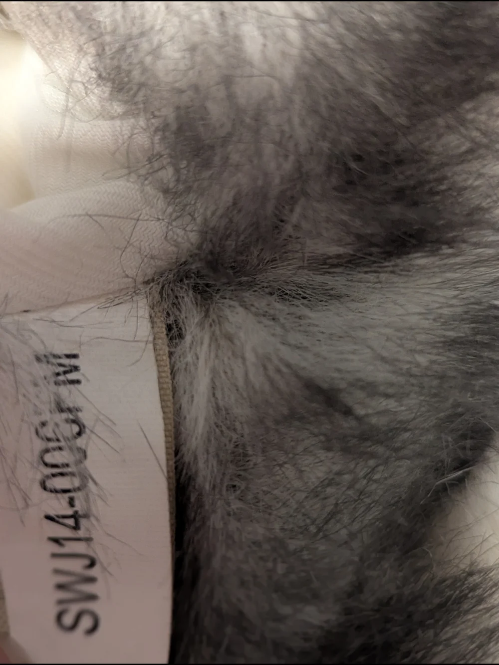 Plush Husky Puppet Timber Folkmanis - Picture 6 of 7